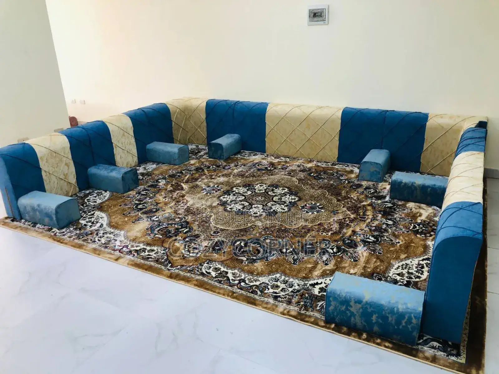 Magnetic Arabian Majlis Backrest. መጅሊስ ድጋፍ