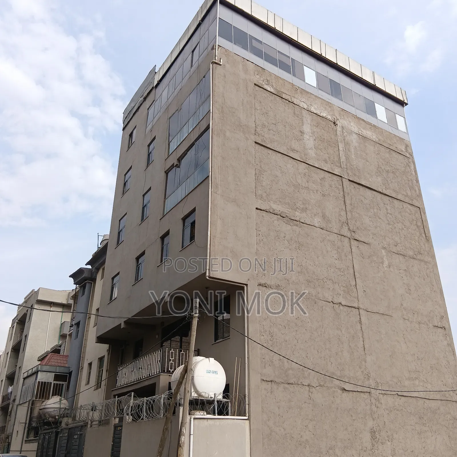 Furnished 5bdrm Duplex in Akaky Kaliti for sale