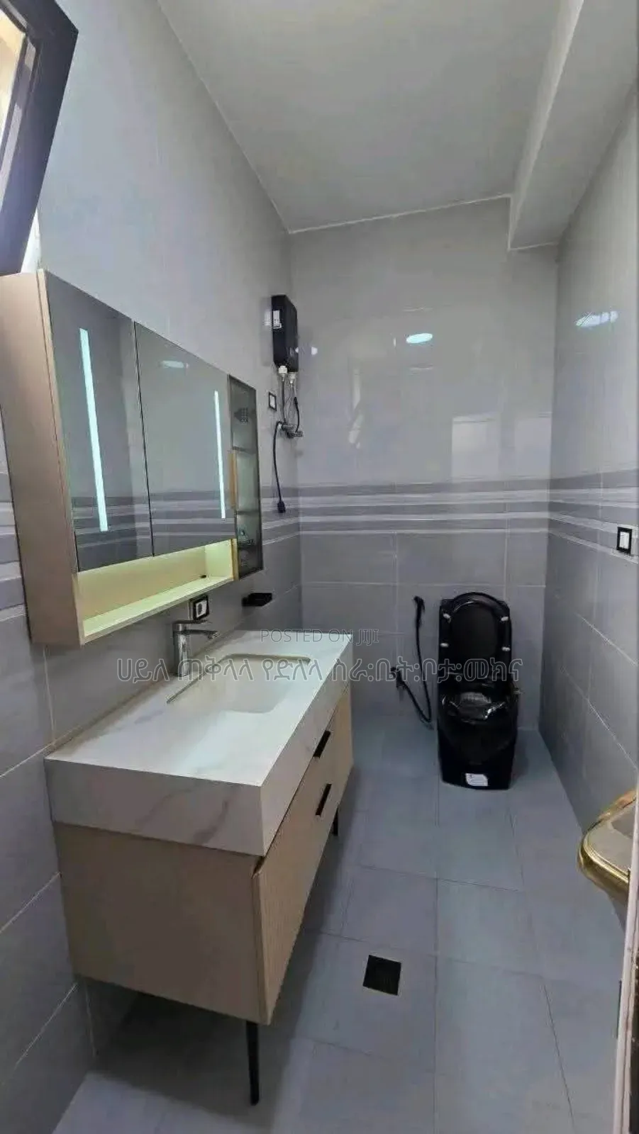 Furnished 3bdrm Apartment in Summit-72 Area, Yeka for sale