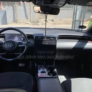 Hyundai Tucson 2022 White