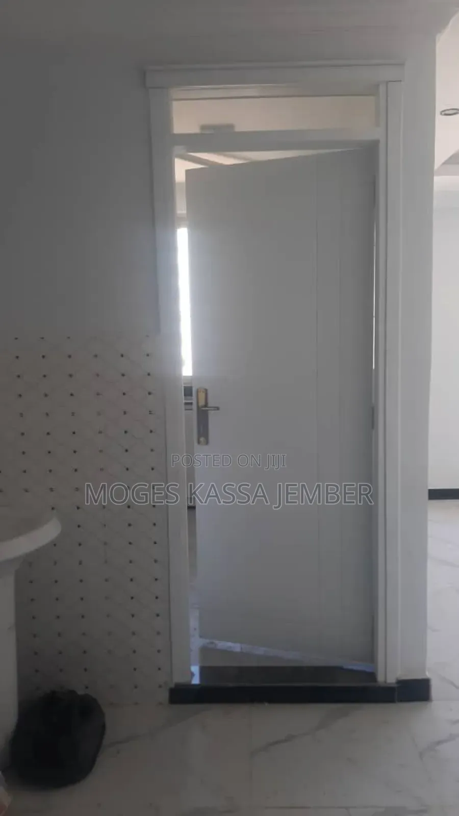 1bdrm Condo in አያት መብራት 20/80, Yeka for sale