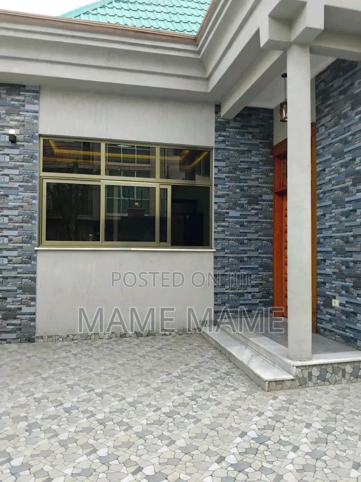 3bdrm Villa in Addis Abeba, Bole for sale