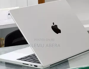 New Laptop Apple MacBook Pro M1 16GB SSD 512GB