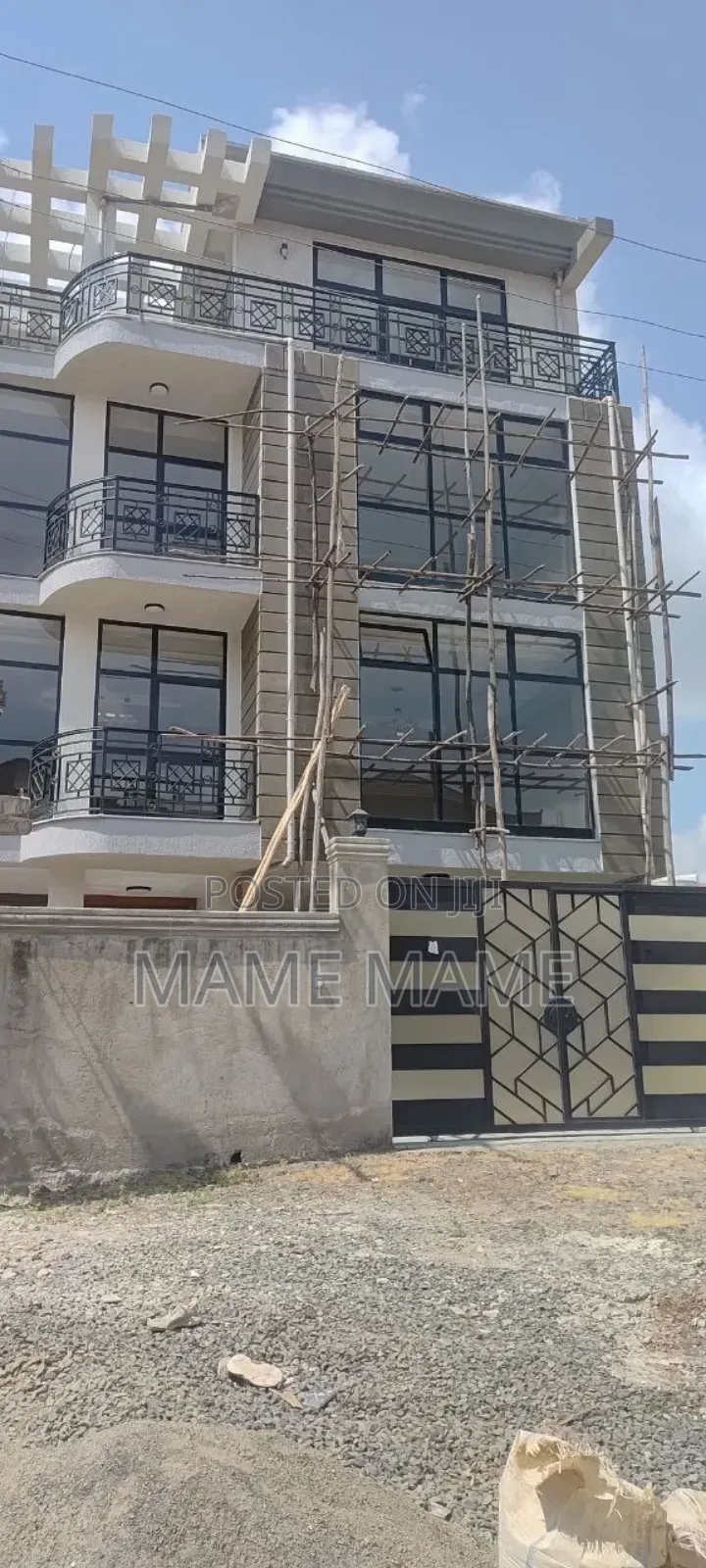 5bdrm House In Addis Abeba, Bole For Sale