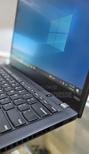 New Laptop Lenovo 16GB AMD Ryzen 7 SSD 512GB