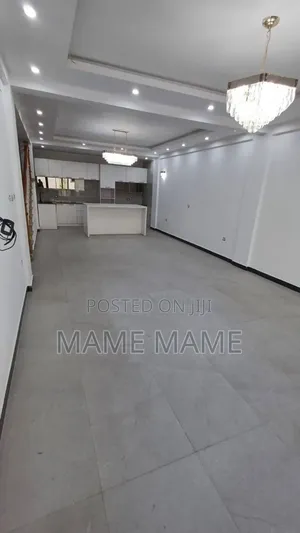 7bdrm House in Addis Abeba, Bole for sale