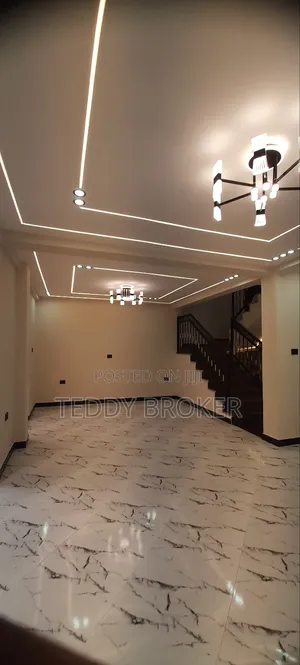 4bdrm House in Yeka for sale