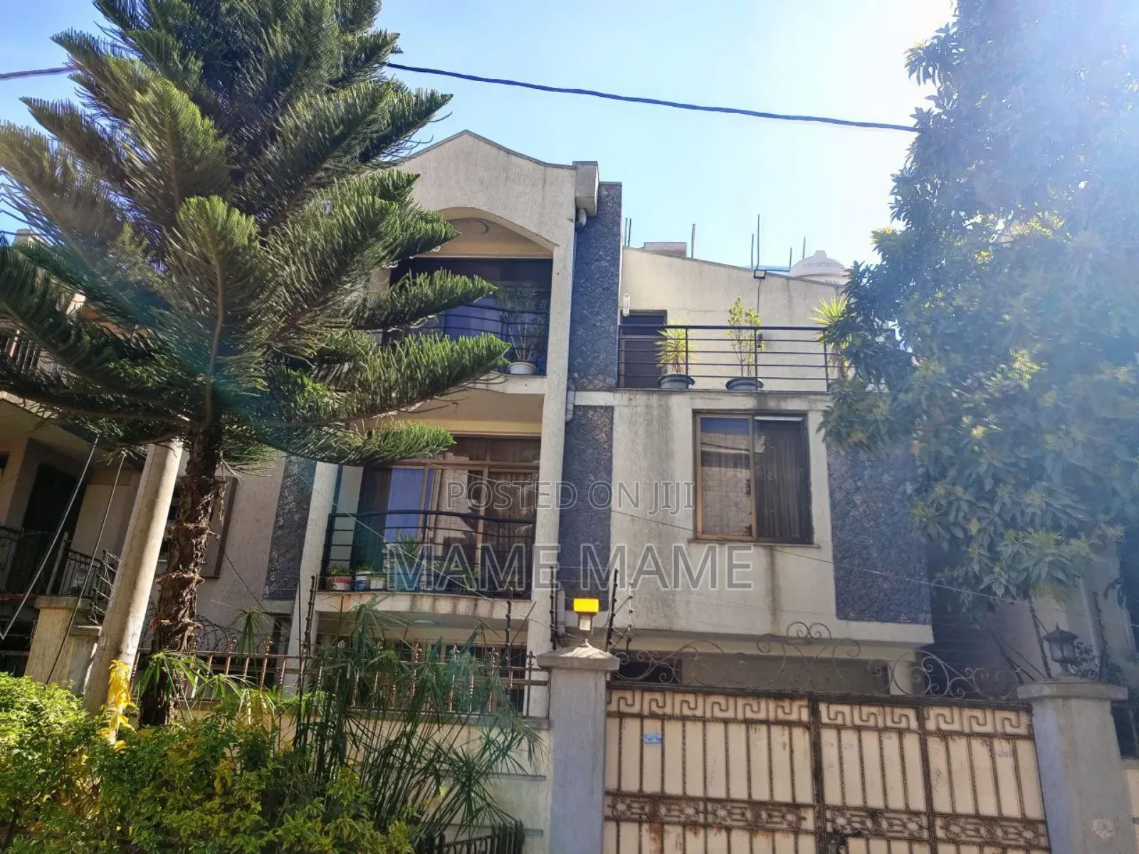 6bdrm House in Addis Abeba, Bole for sale
