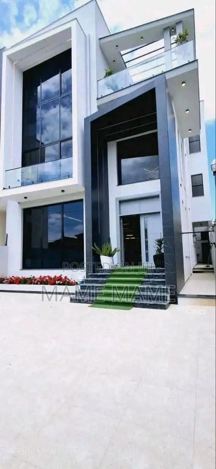 8bdrm House in Addis Abeba, Bole for sale