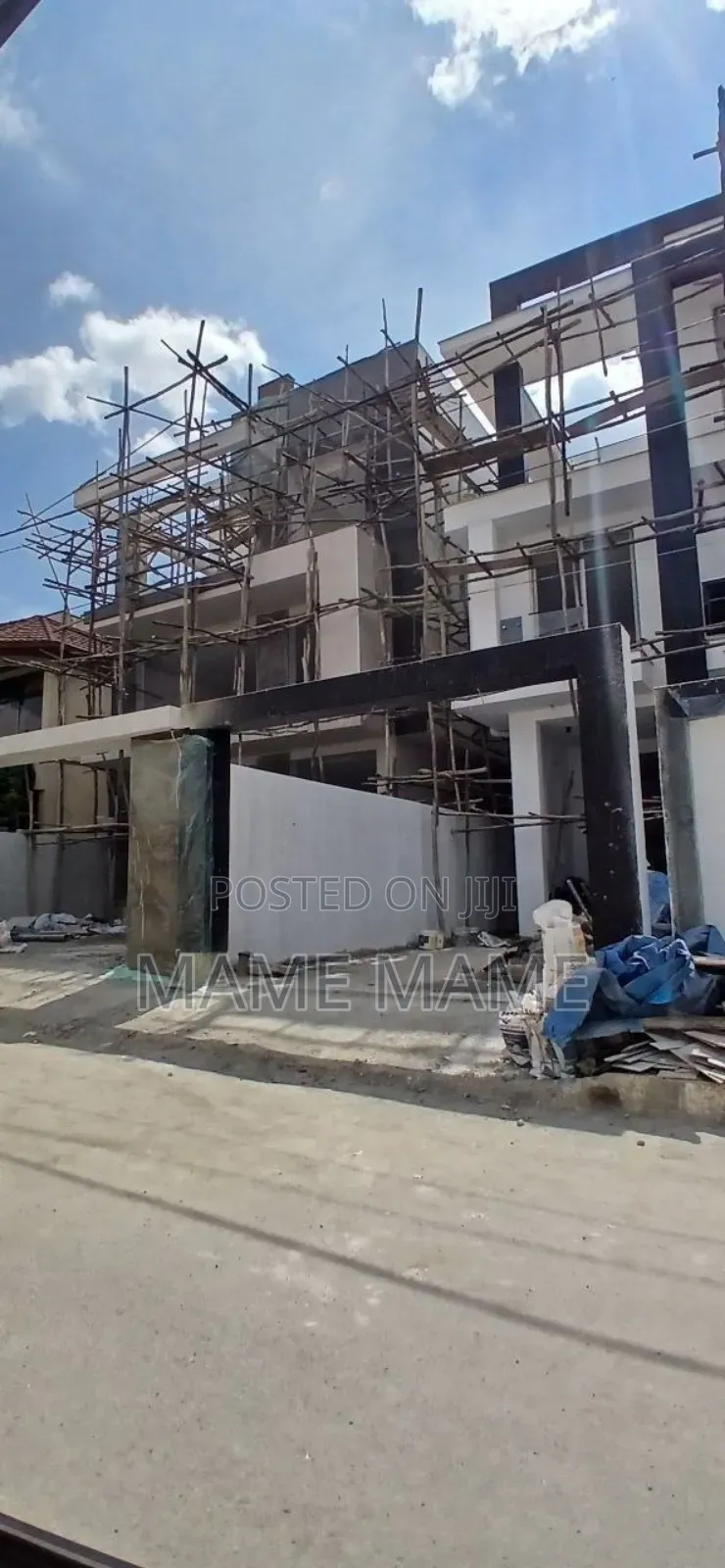 7bdrm House In Addis Abeba, Bole For Sale