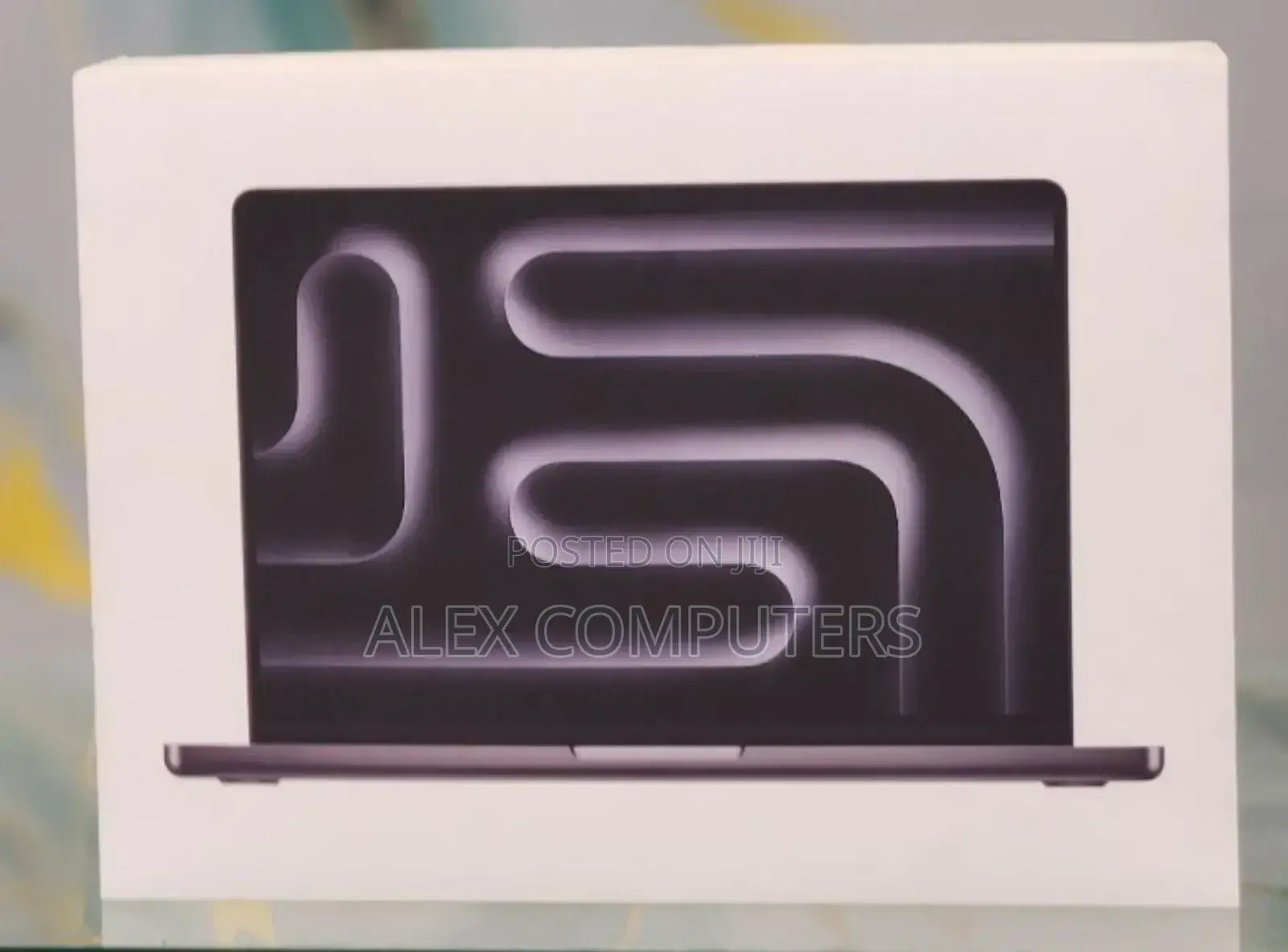 New Laptop Apple MacBook 16GB Apple M5 SSD 512GB