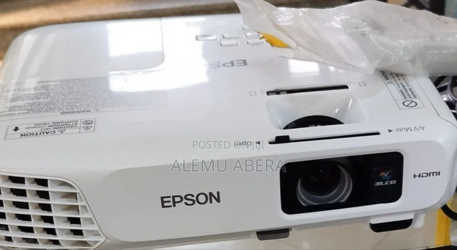 Brand New Epson Projector With Bag, Remote Model Name: Eb-X18 Ha