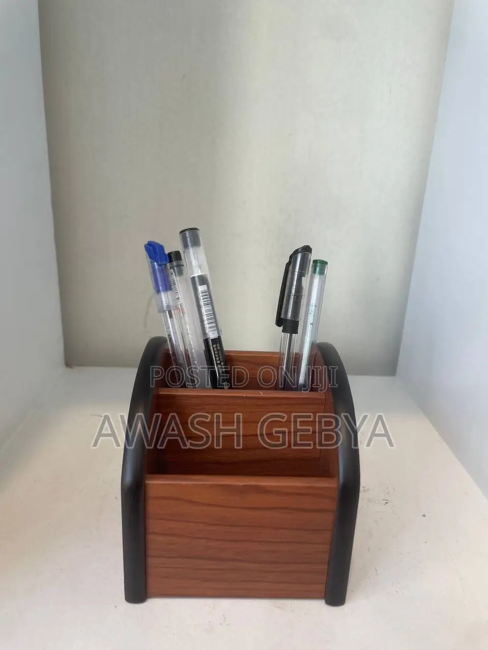 Pen and Business Cards Organizer