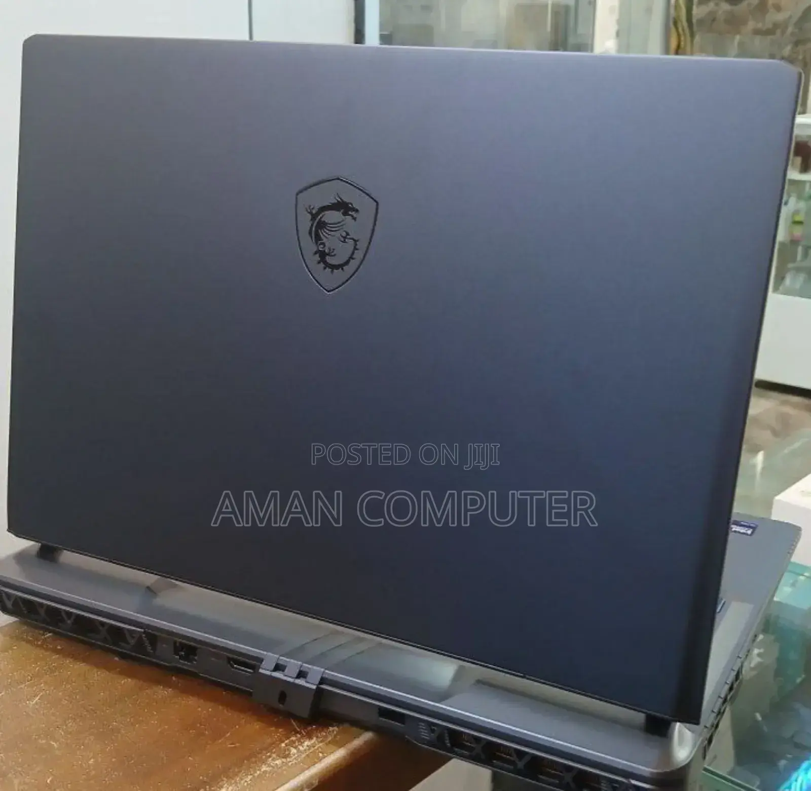 New Laptop MSI GF63 16GB Intel Core Ultra 7 SSD 512GB