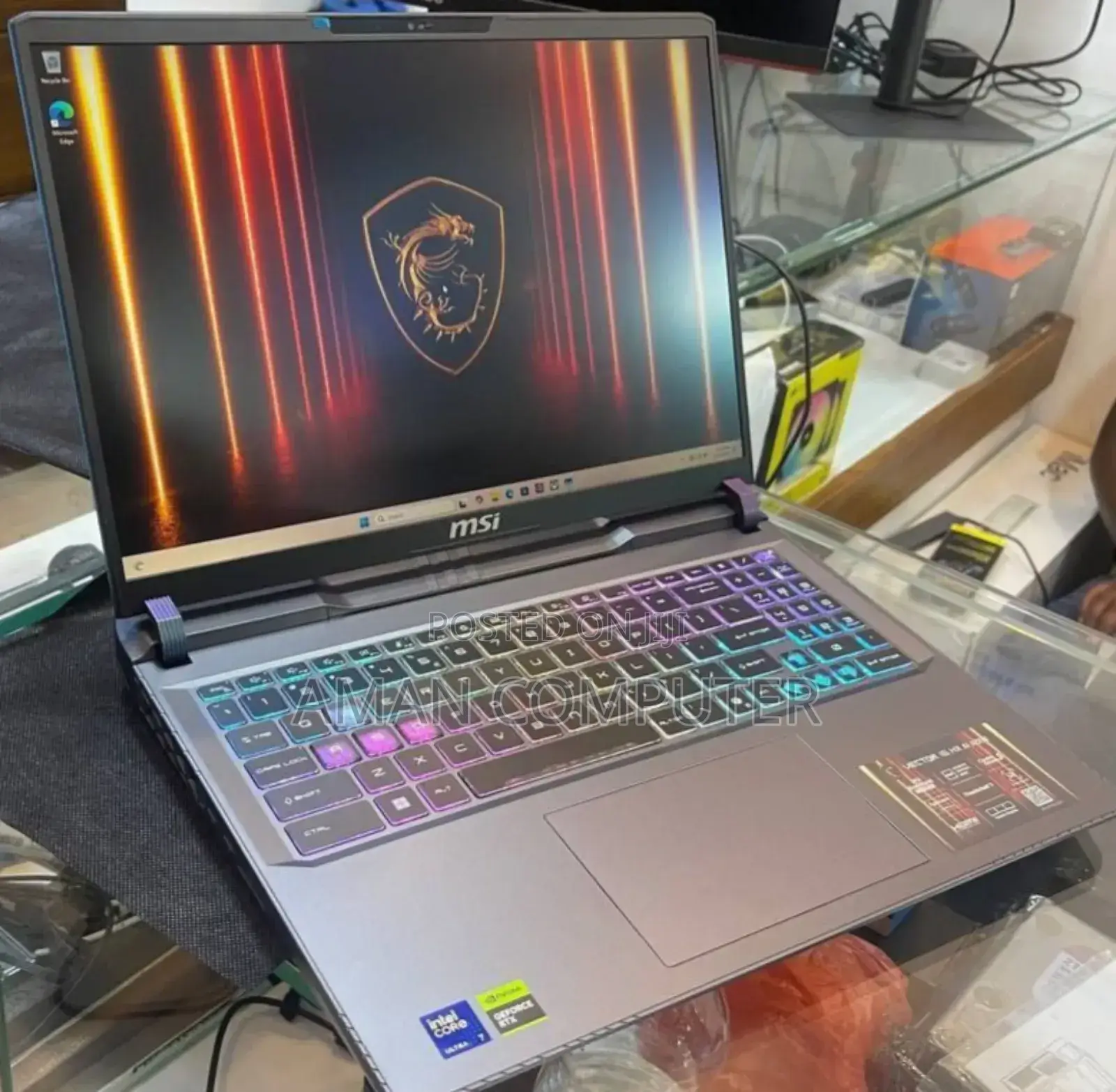 New Laptop MSI GF63 16GB Intel Core Ultra 7 SSD 512GB
