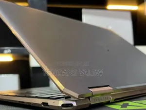 New Laptop HP Spectre X360 16GB Intel Core I7 SSD 512GB