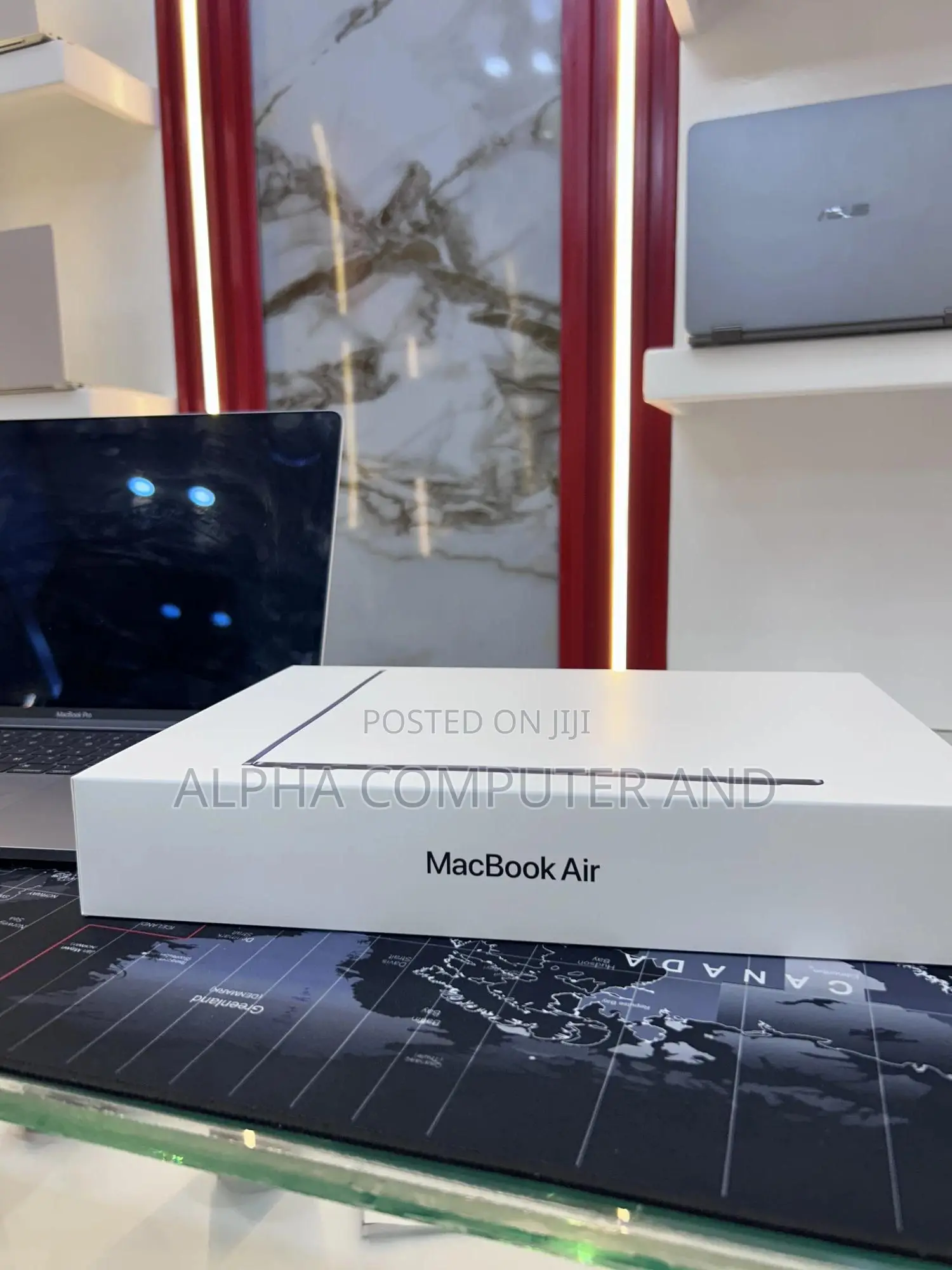 New Laptop Apple MacBook Air 2025 M4 13-Inch 16GB Apple M4 SSD 512GB