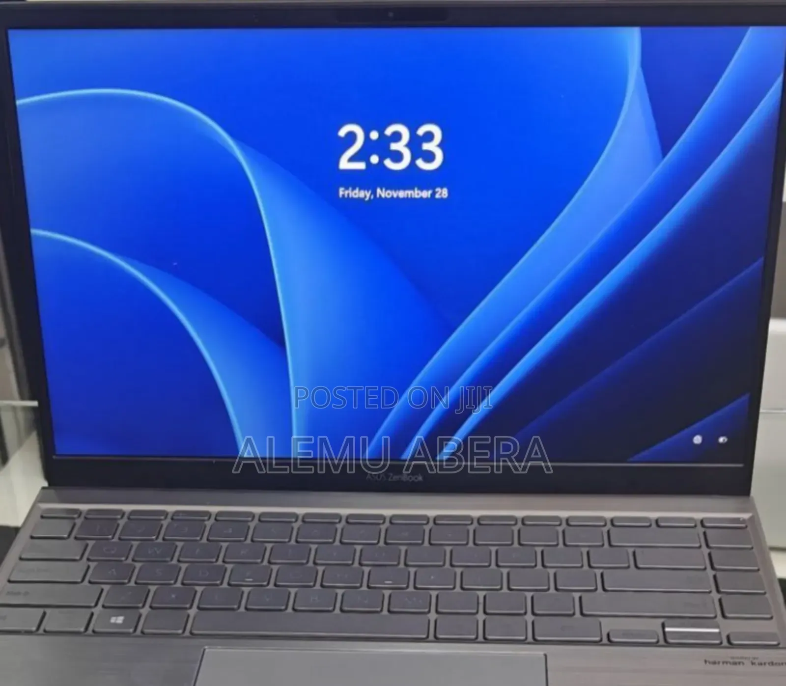 New Laptop Asus 8GB AMD Ryzen 5 SSD 512GB