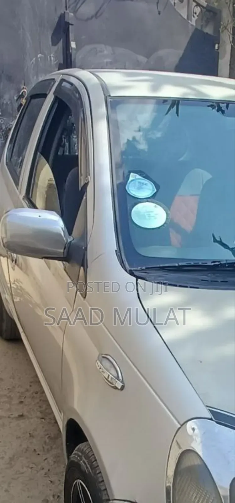 Toyota Vitz 2001 Silver