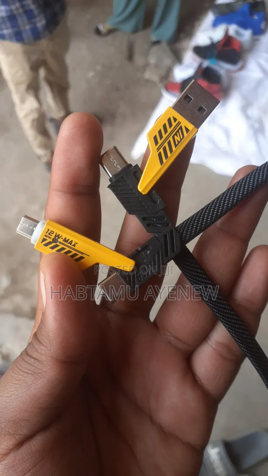 ሶስት አይነት ተቀያያሪ የቻርጀር ኬብል Charger Cable