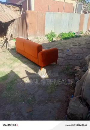 Sofa Code 1004