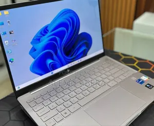 New Laptop HP 16GB Intel Core I7 SSD 1T