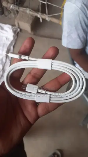 ኦሪጂናል ሱፐር ፋስት ቻርጀር Super Fast Charger Original