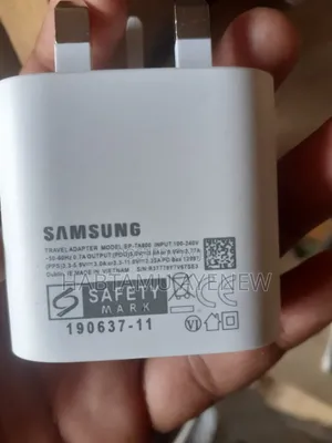 ኦሪጂናል ሱፐር ፋስት ቻርጀር Super Fast Charger Original