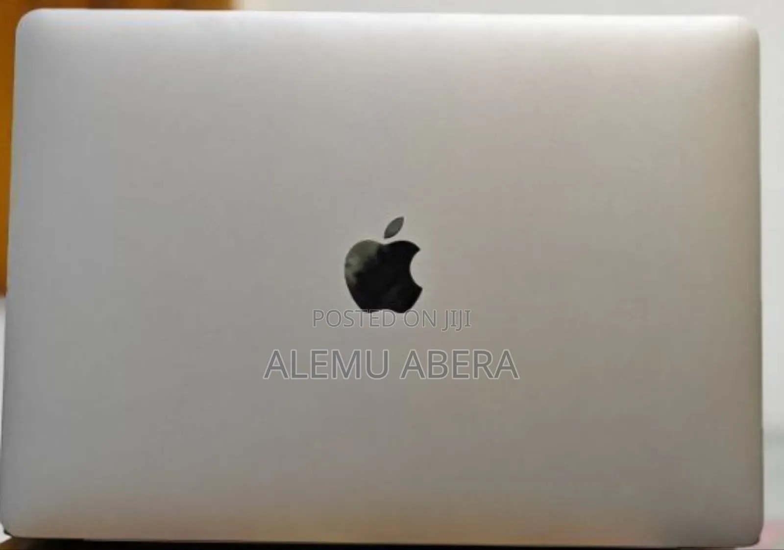 New Laptop Apple MacBook Air 2020 M1 8GB SSD 256GB
