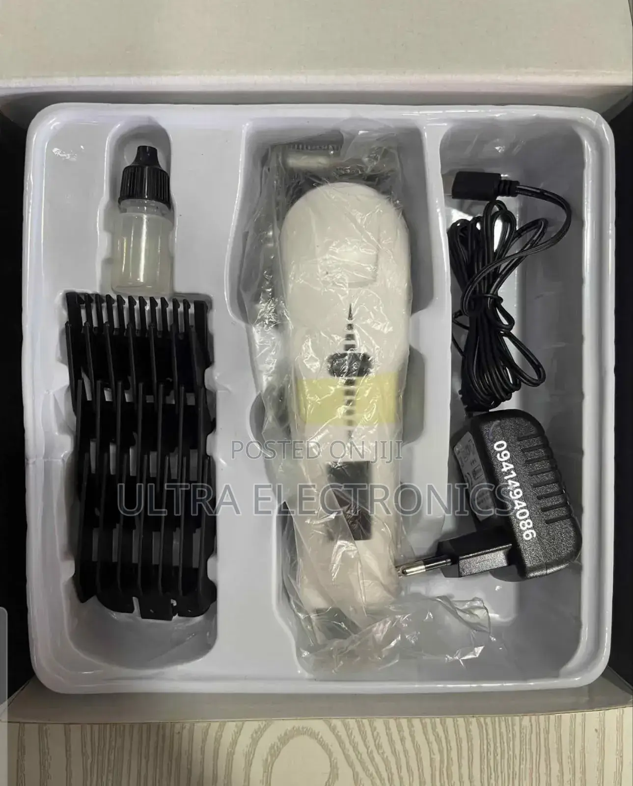 Geemy (Labeled as Golada) Gm-6008 Professional Rechargeable Hair