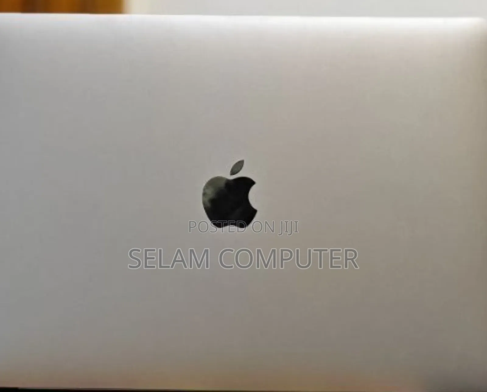 New Laptop Apple MacBook Air 2020 M1 8GB Apple M1 SSD 256GB