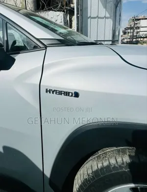 New Toyota Corolla Cross Hybrid 2025 Silver