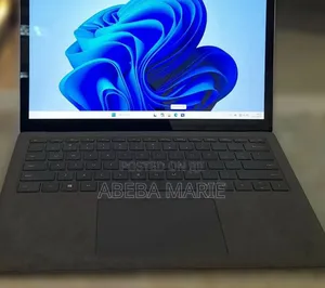 New Laptop Microsoft Surface 16GB Intel Core I7 SSD 256GB
