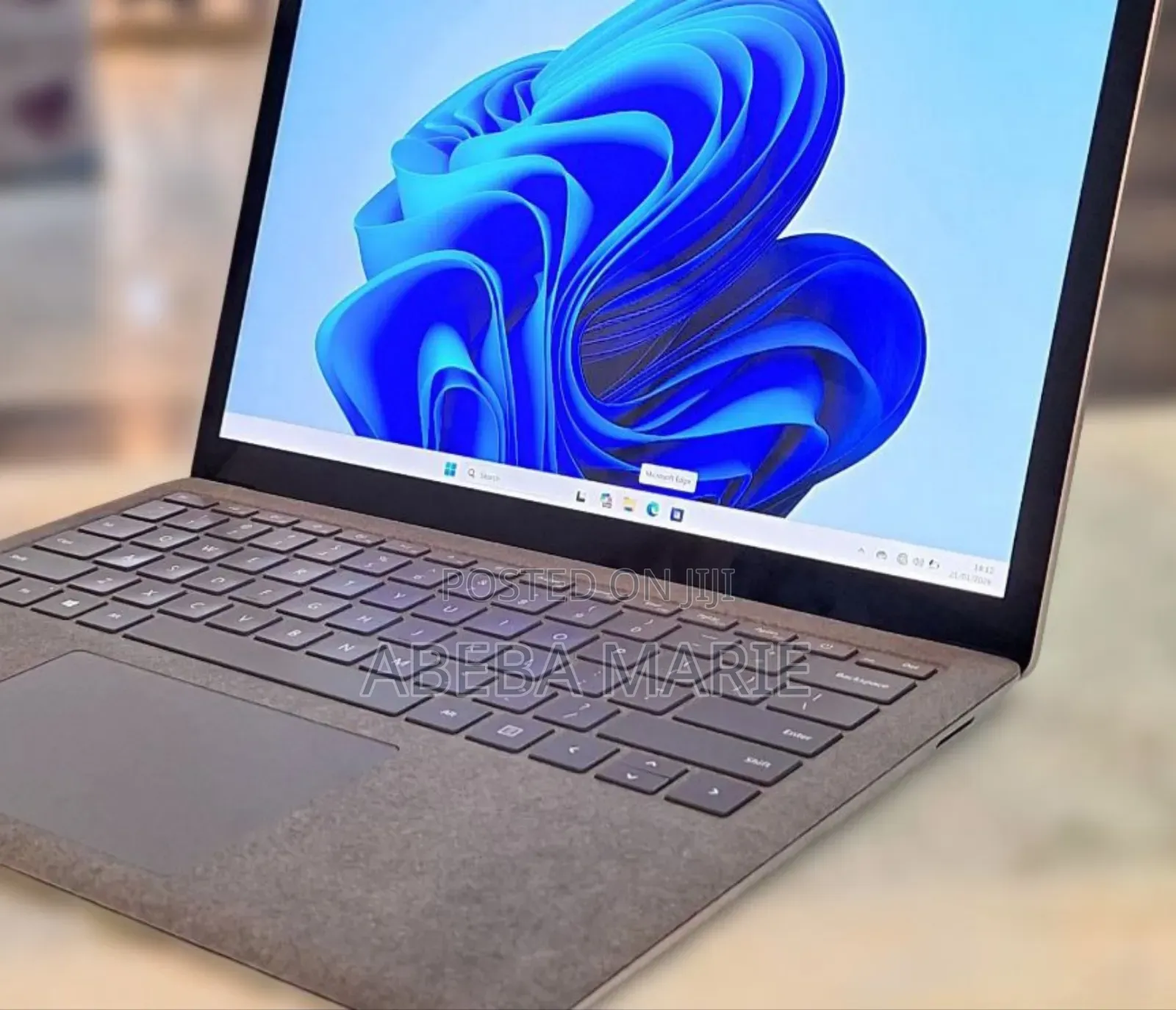 New Laptop Microsoft Surface 16GB Intel Core I7 SSD 256GB