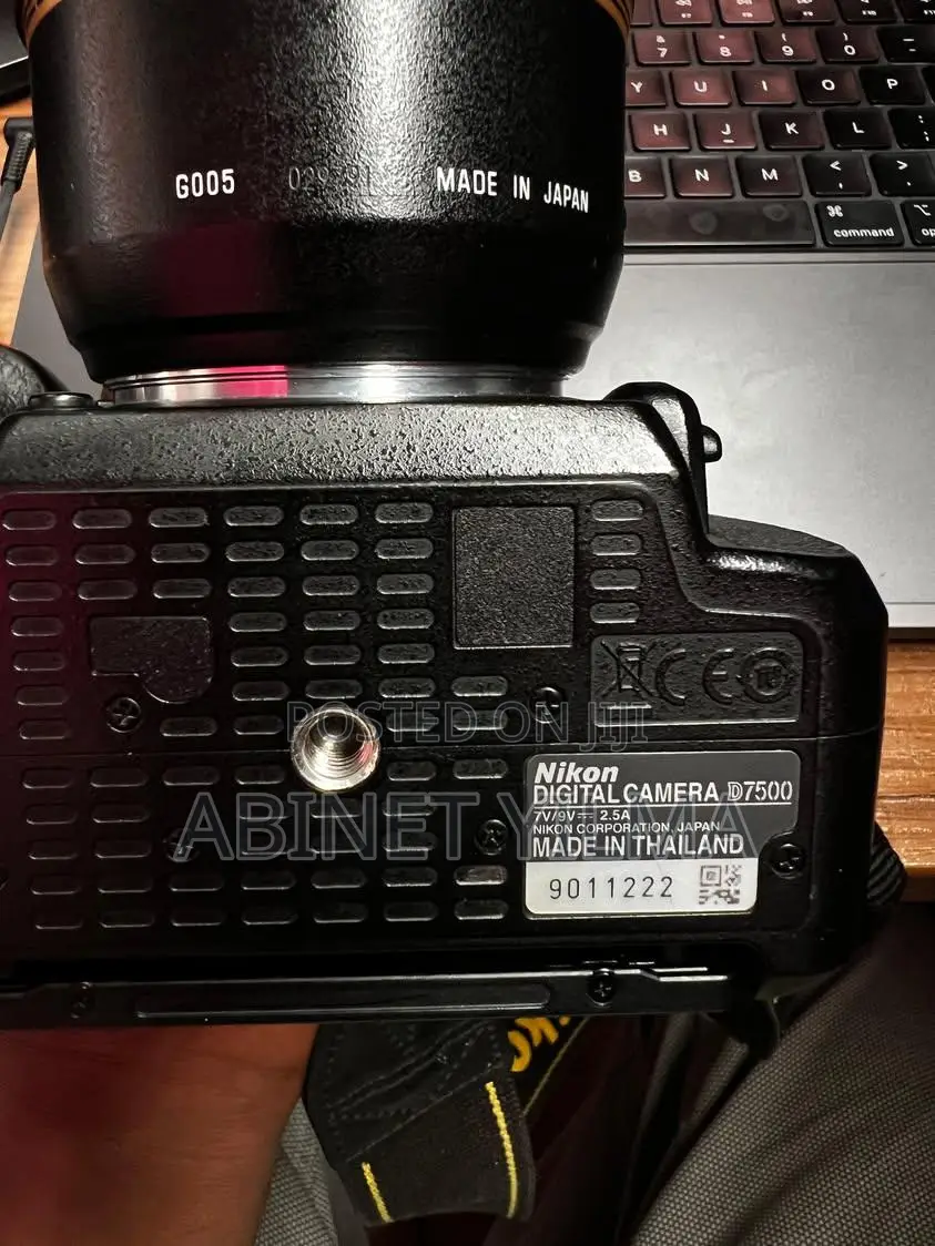 Nikon D7500