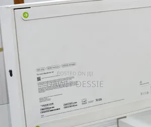 New Laptop Apple MacBook Air 16GB Apple M4 SSD 256GB