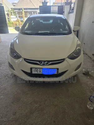 Hyundai Avante 2010 White