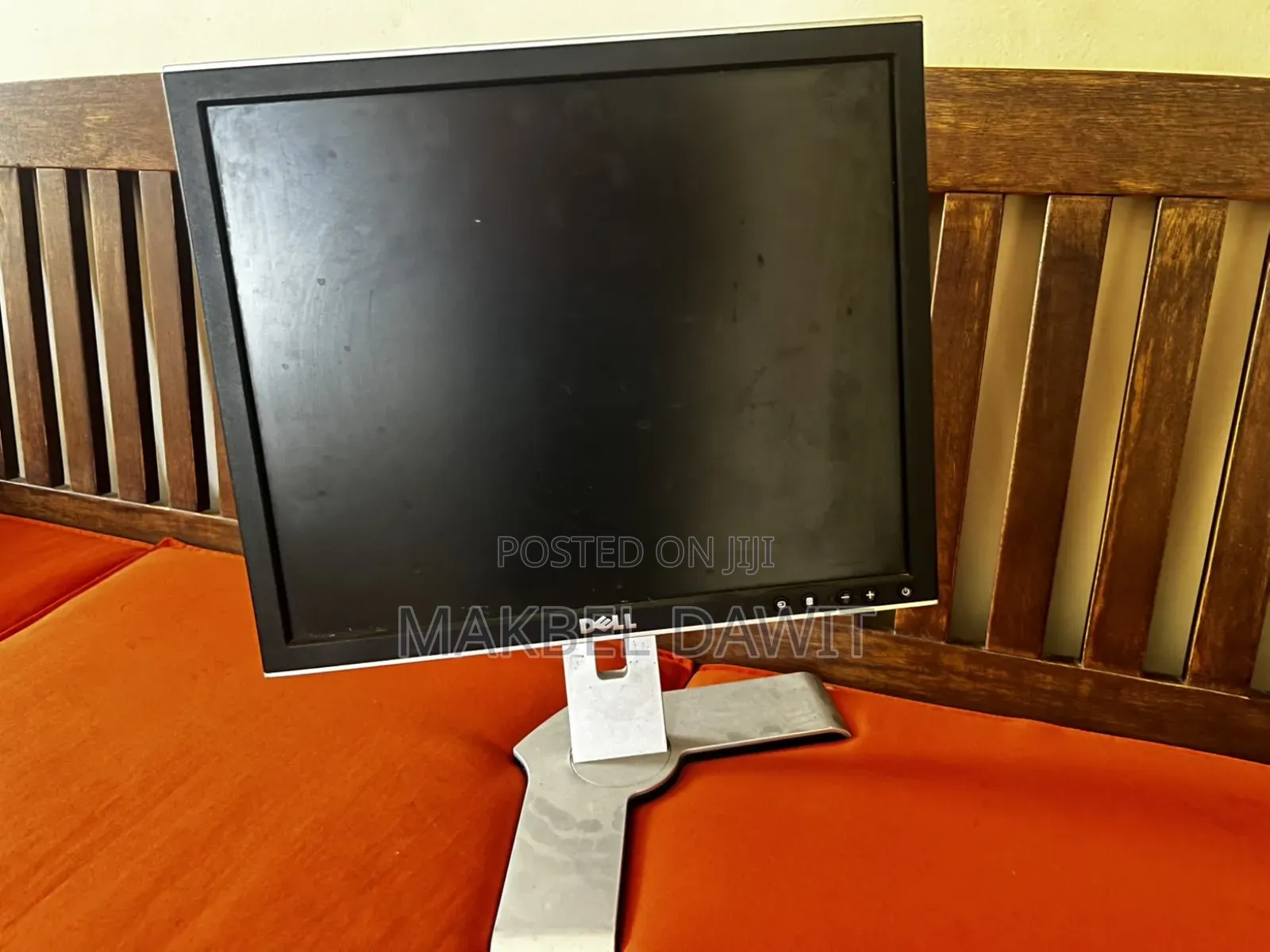 Desktop Computer Dell Alpha 4GB AMD Ryzen 5 eMMC 128GB