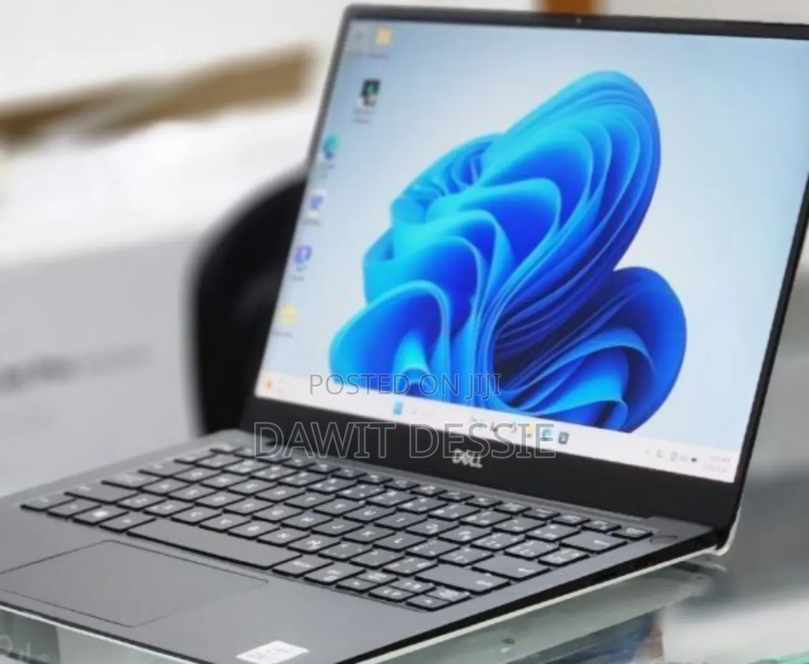 New Laptop Dell XPS 13 8GB Intel Core I7 SSD 512GB