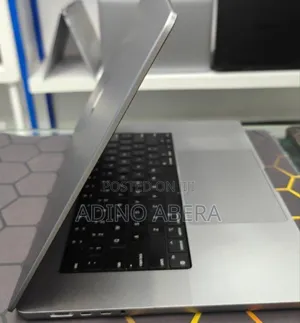 New Laptop Apple MacBook 16GB Apple M1 Pro SSD 512GB