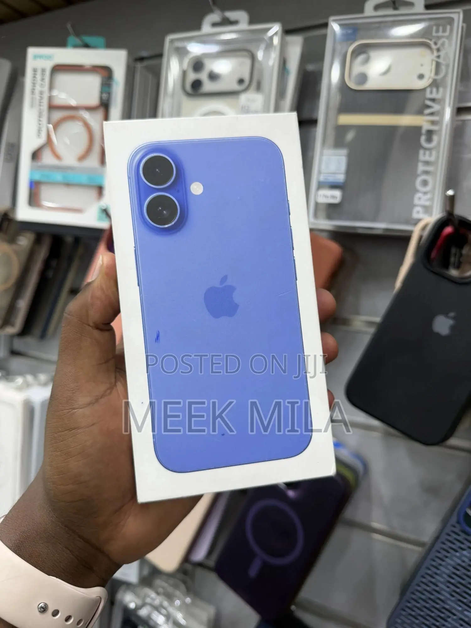 New Apple iPhone 16 128 GB Black