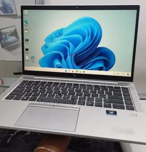 New Laptop HP EliteBook 840 G8 16GB Intel Core I7 SSD 512GB
