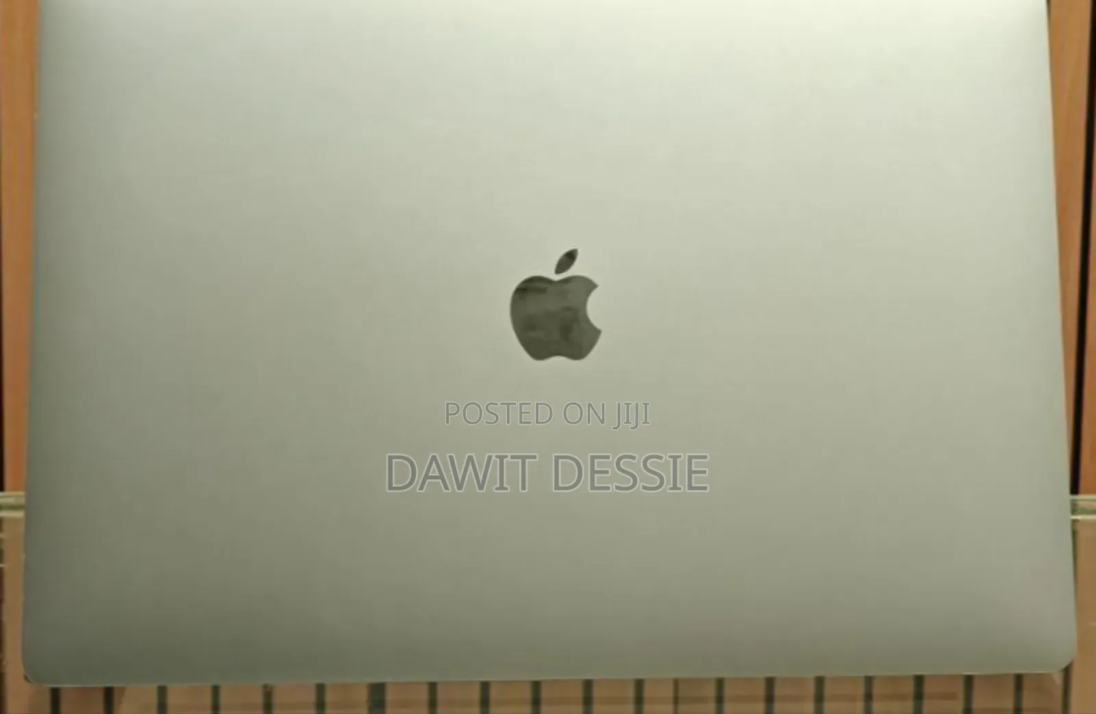 New Laptop Apple MacBook Pro 2019 16GB Intel Core I7 SSD 512GB