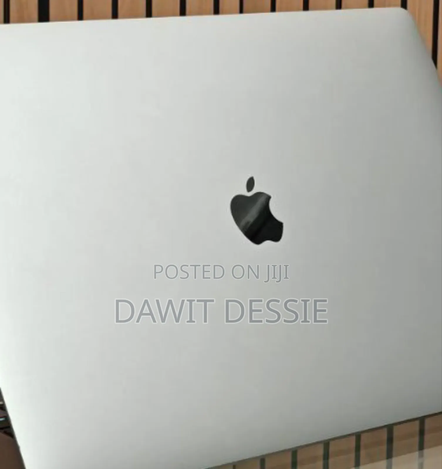 New Laptop Apple MacBook Pro 2019 16GB Intel Core I7 SSD 512GB