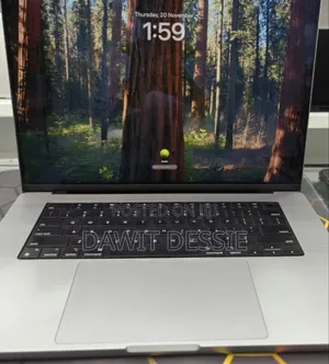New Laptop Apple MacBook Pro M1 16GB Apple M1 Pro SSD 512GB