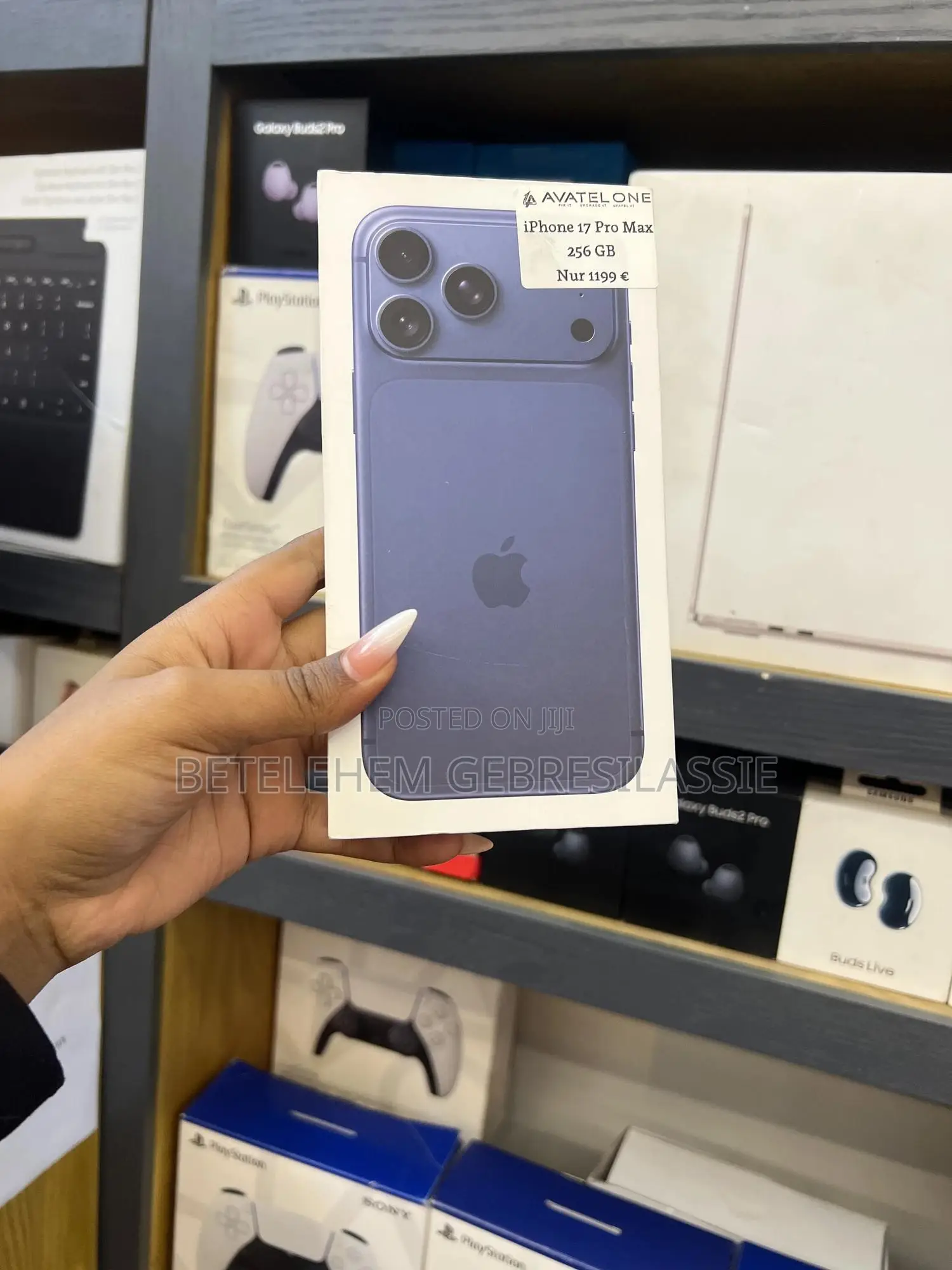 New Apple iPhone 17 Pro Max 256 GB Blue