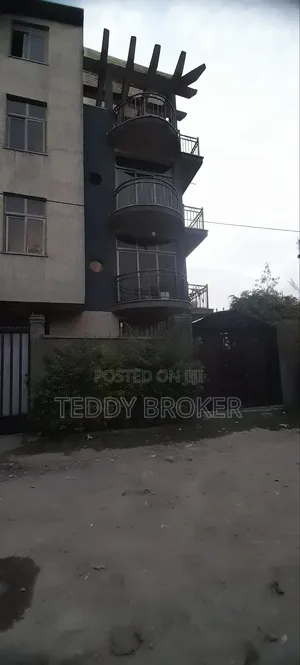 7bdrm House in Haile Garmeb3, Nifas Silk-Lafto for sale