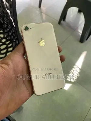 Apple iPhone 8 64 GB Gold