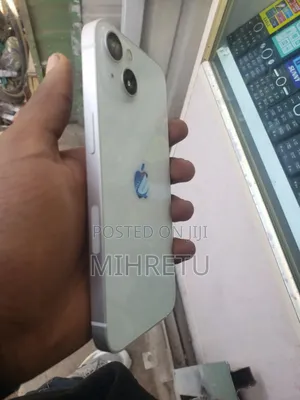 New Apple iPhone 13 128 GB White