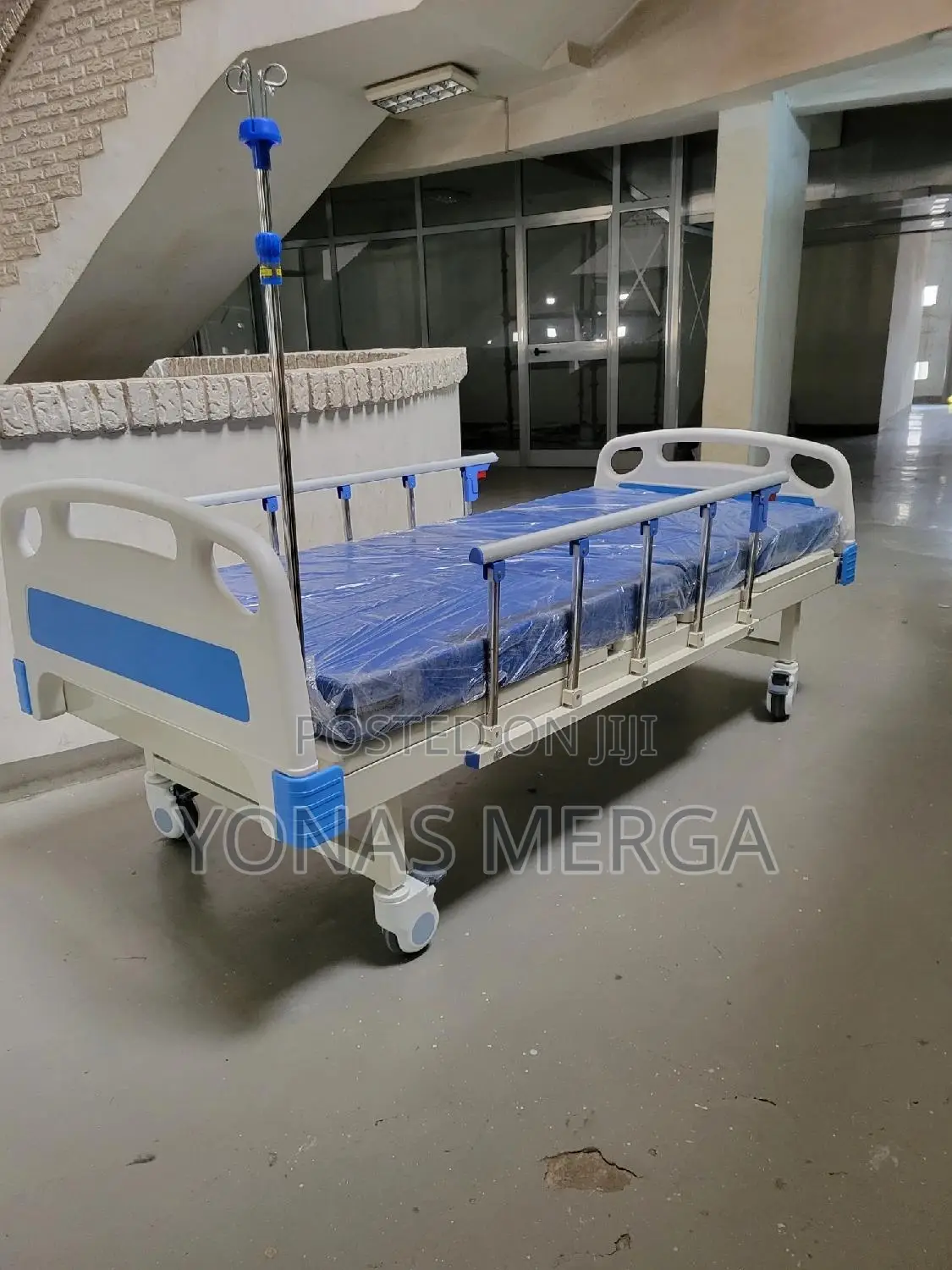 Hospital Bed With Mattress Medical Patient Bed Frame With Wheels